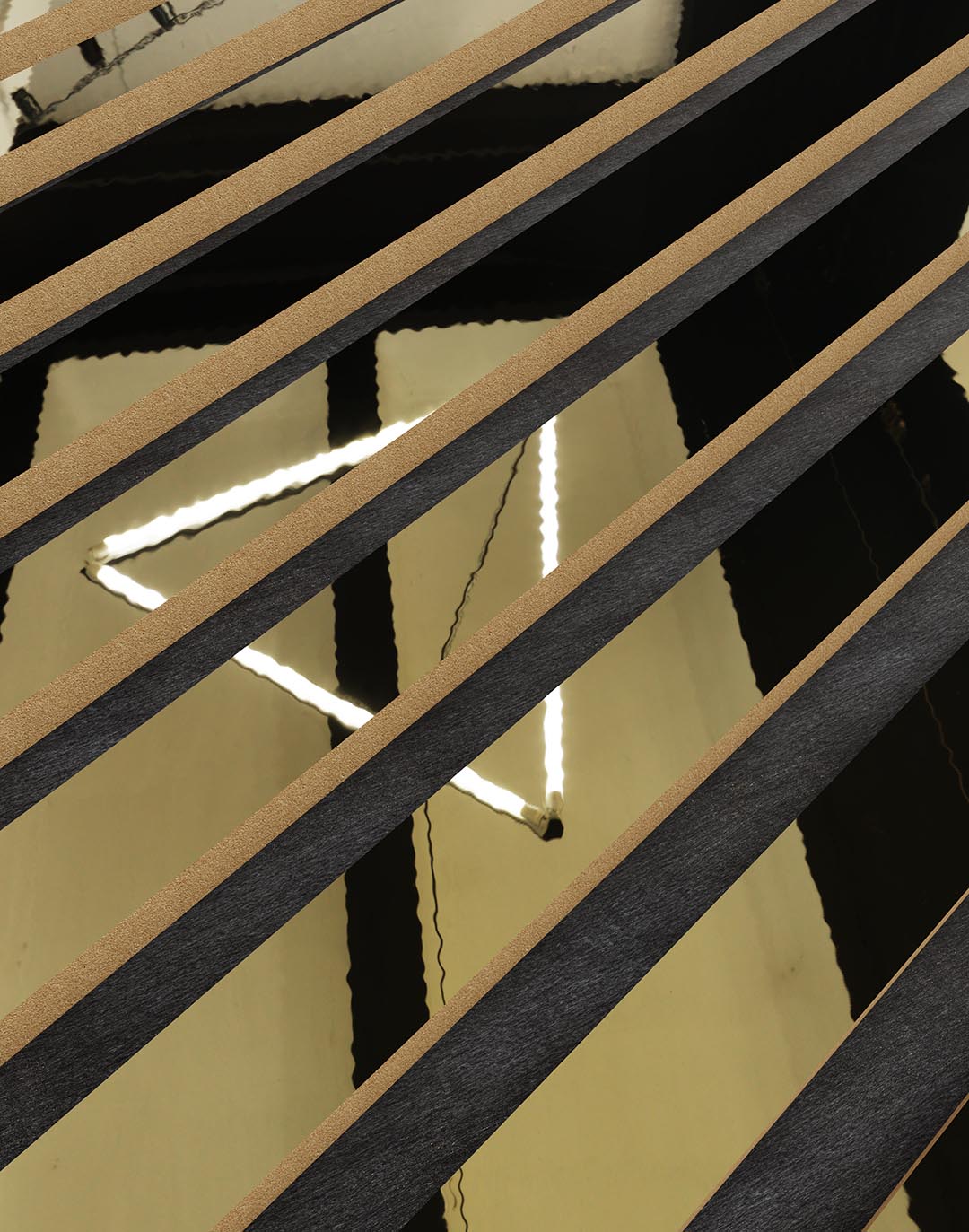 Akustikpaneel Mirror Gold 240x60 cm Akustikpaneel Mirror Gold 240x60 cm